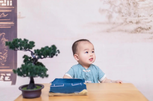 灌南三个月宝宝抬头不稳